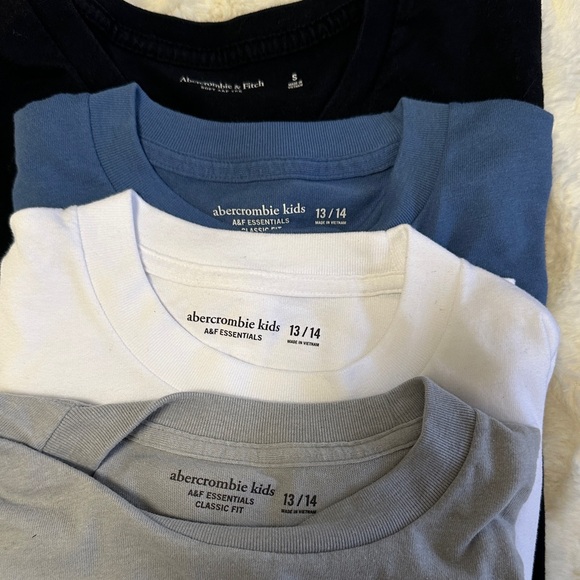 Abercrombie & Fitch Men's Short Sleeve Tee Set - White, Blue, Gray, Black - Picture 8 of 9